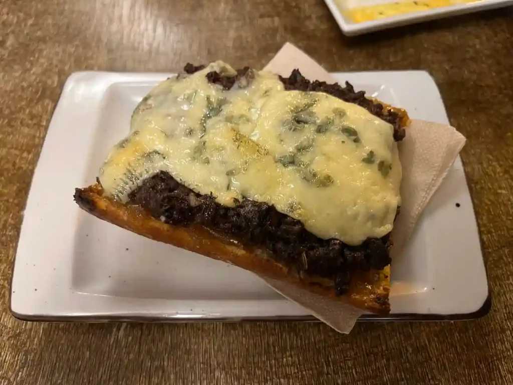 chespir es castell restaurant