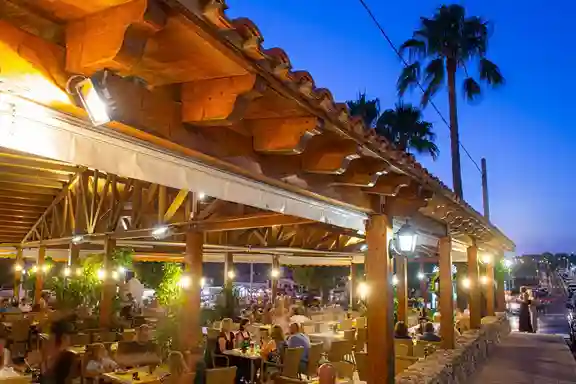 sa paissa restaurant cala en porter