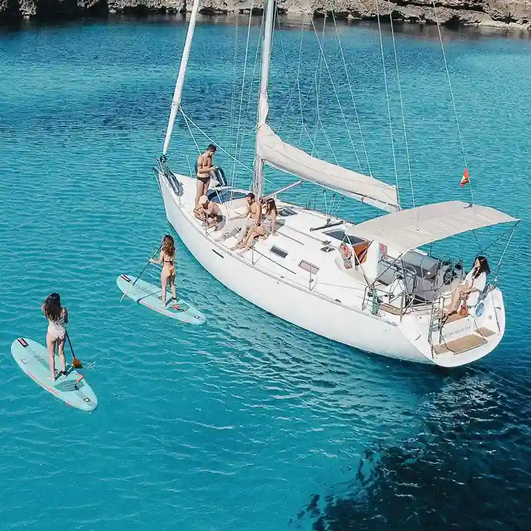 rent sailboat in menorca