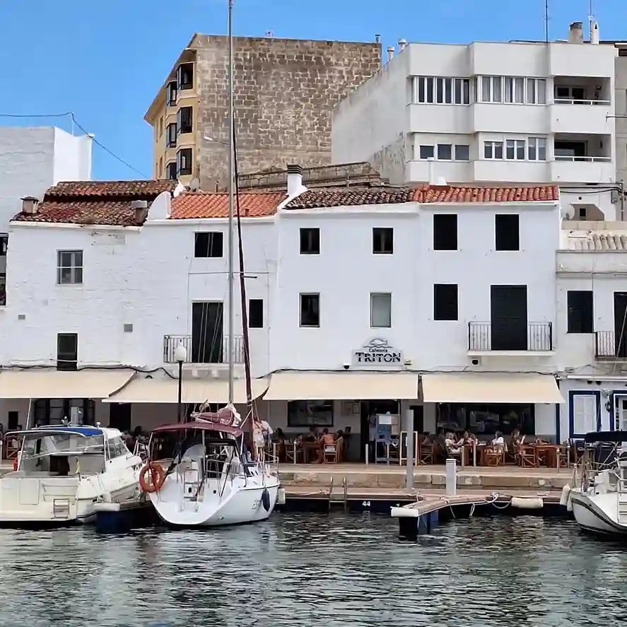 bar tapas triton ciutadella port menorca