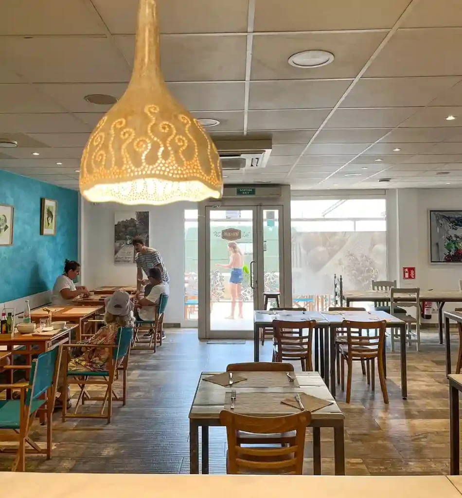fang i aram restaurant ciutadella