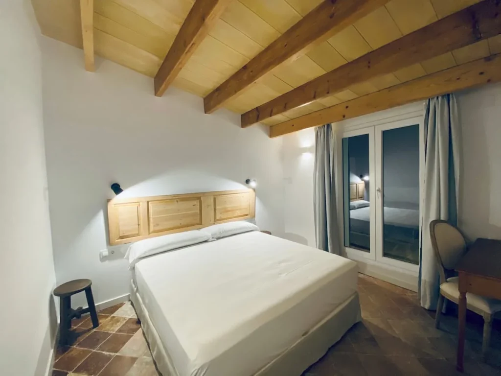 hotel casa miranda mahon