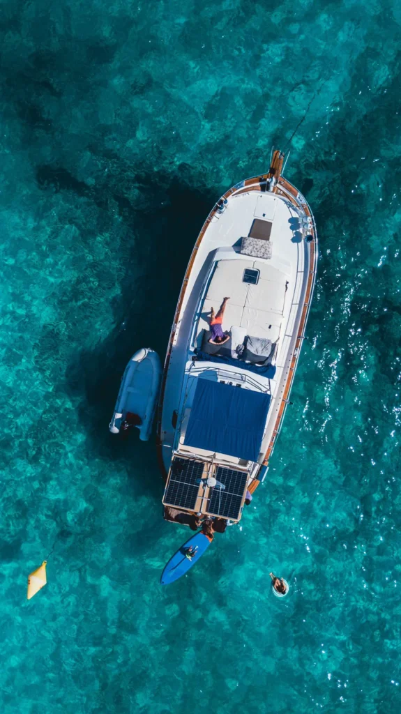 7 faros hire a boat cala galdana