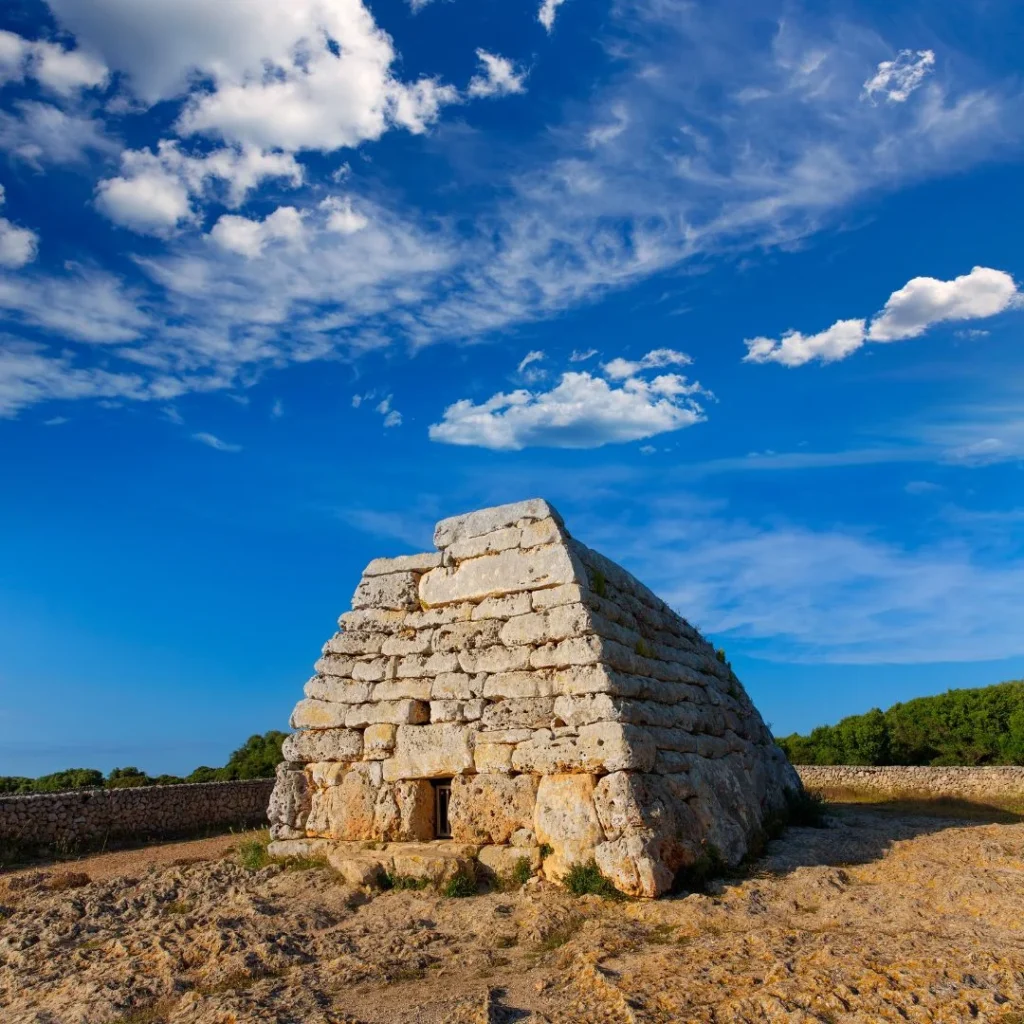 naveta des tudons ciutadella