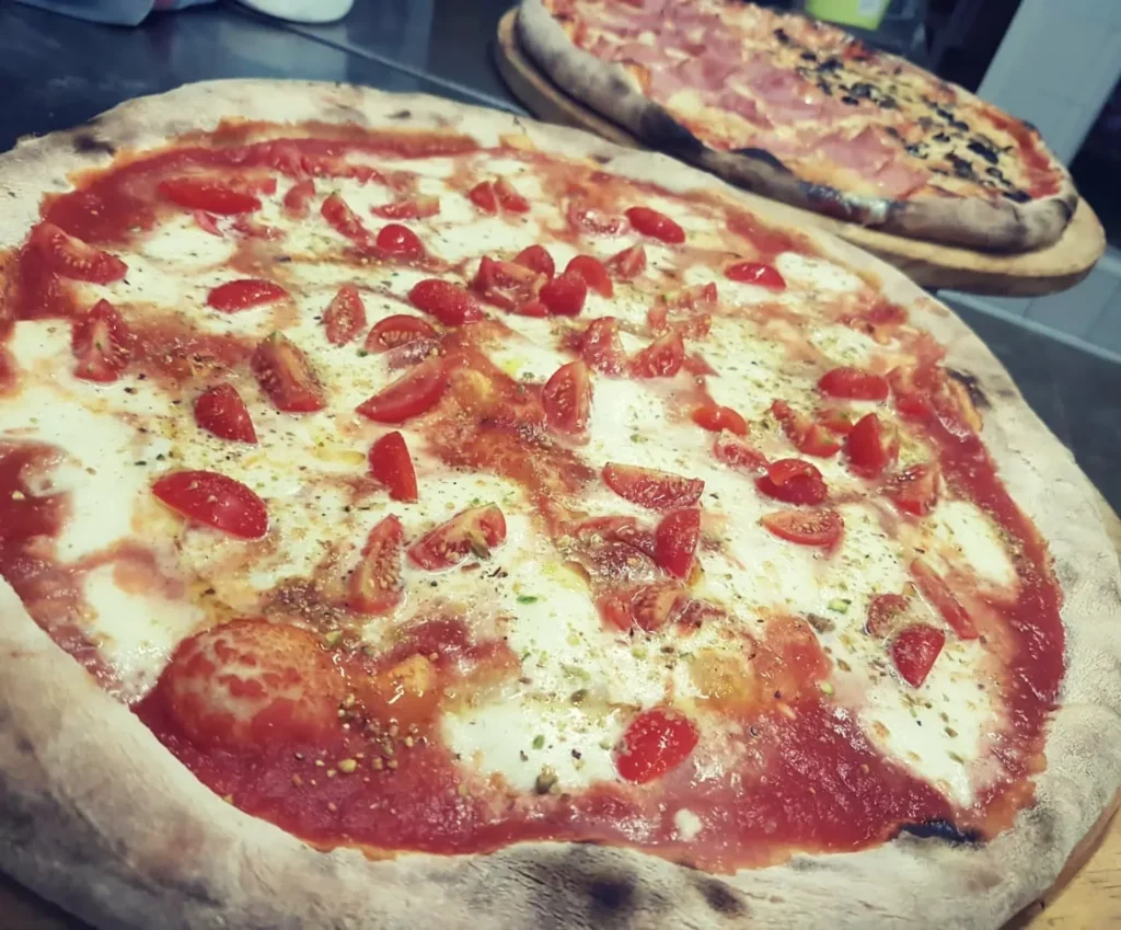 pizzeria alessandros son bou